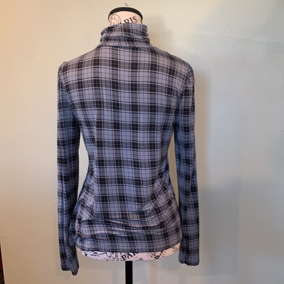 Ann Taylor Modal Blue and Black Plaid Long Sleeve Turtleneck Top Women’s Medium - Picture 2 of 7